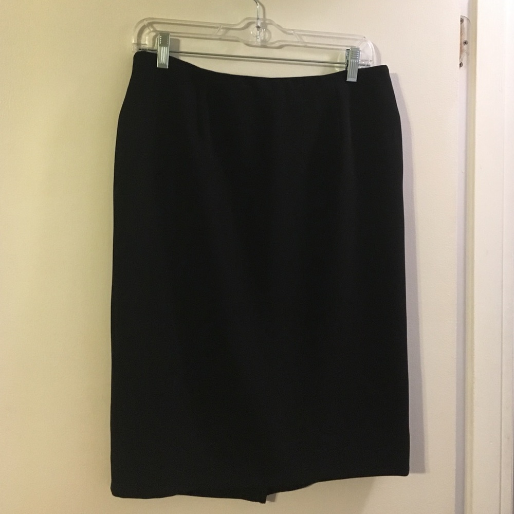 Burns black straight skirt